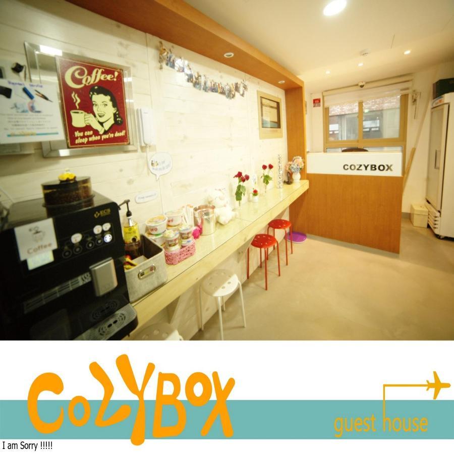 Cozybox Hotel Seoul Bagian luar foto