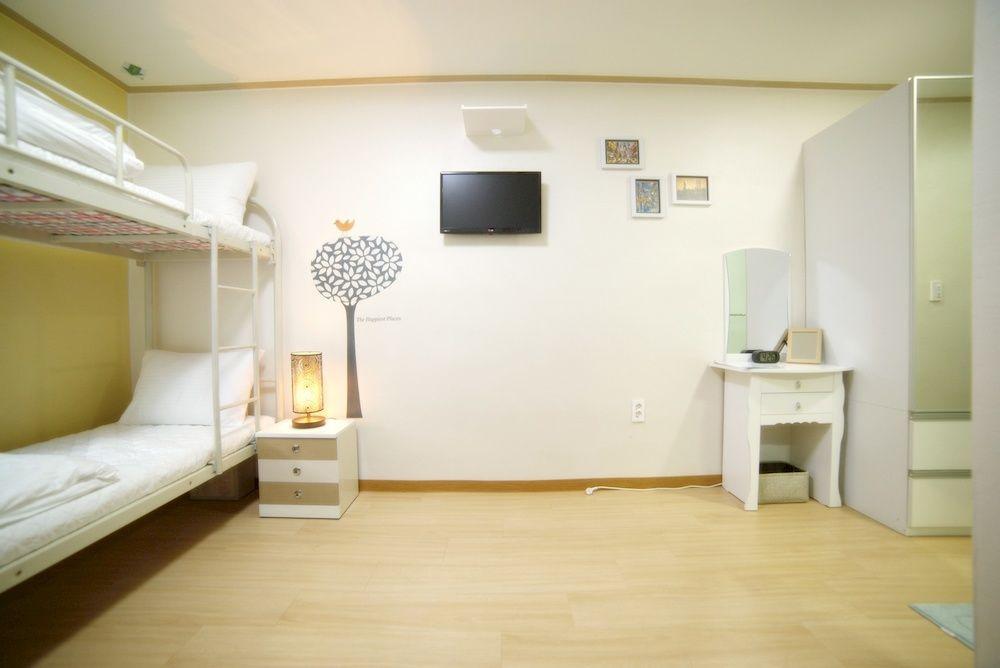 Cozybox Hotel Seoul Bagian luar foto